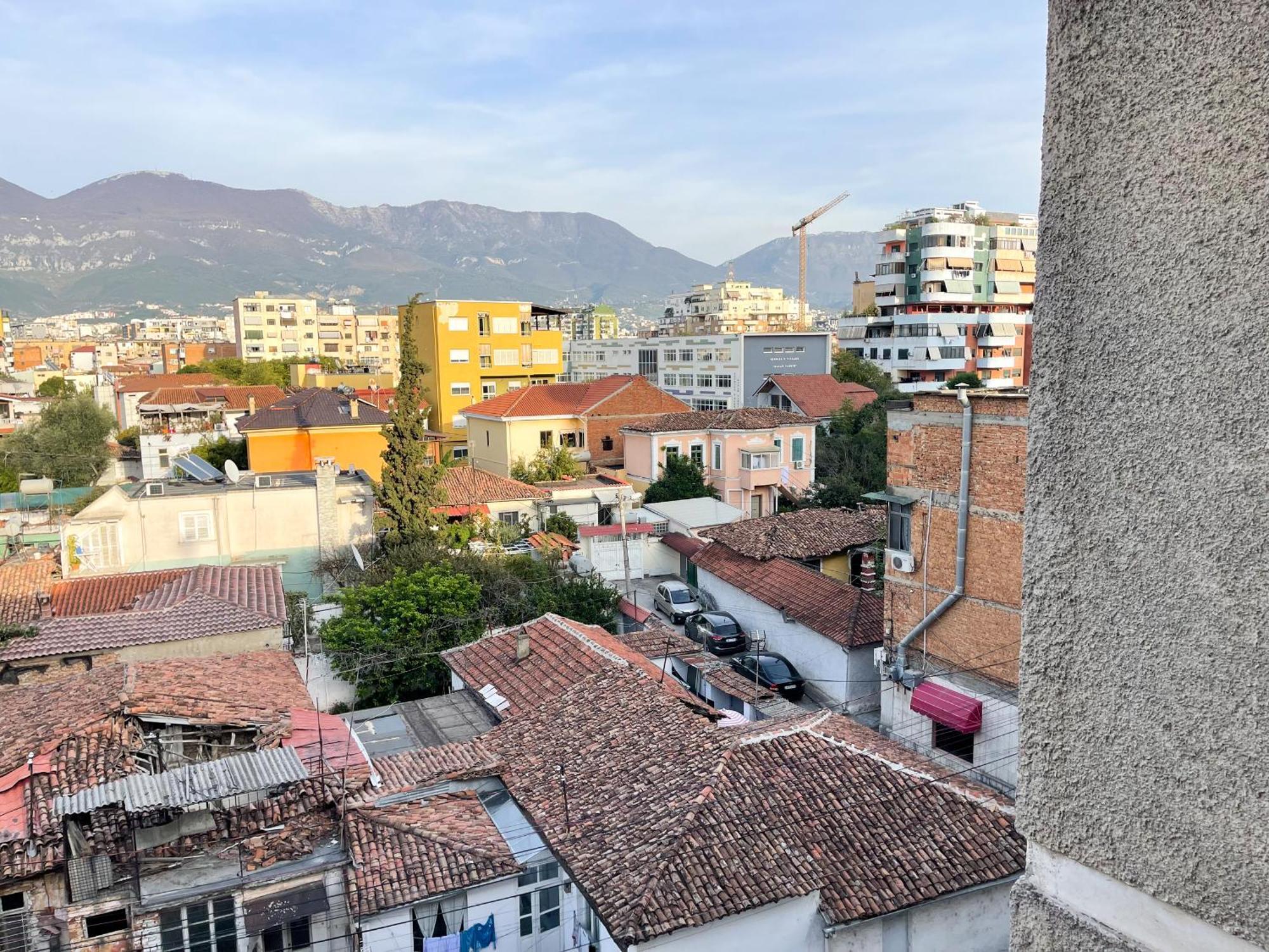 Wanderlust Bazaar Apartment Tiranë Ngoại thất bức ảnh
