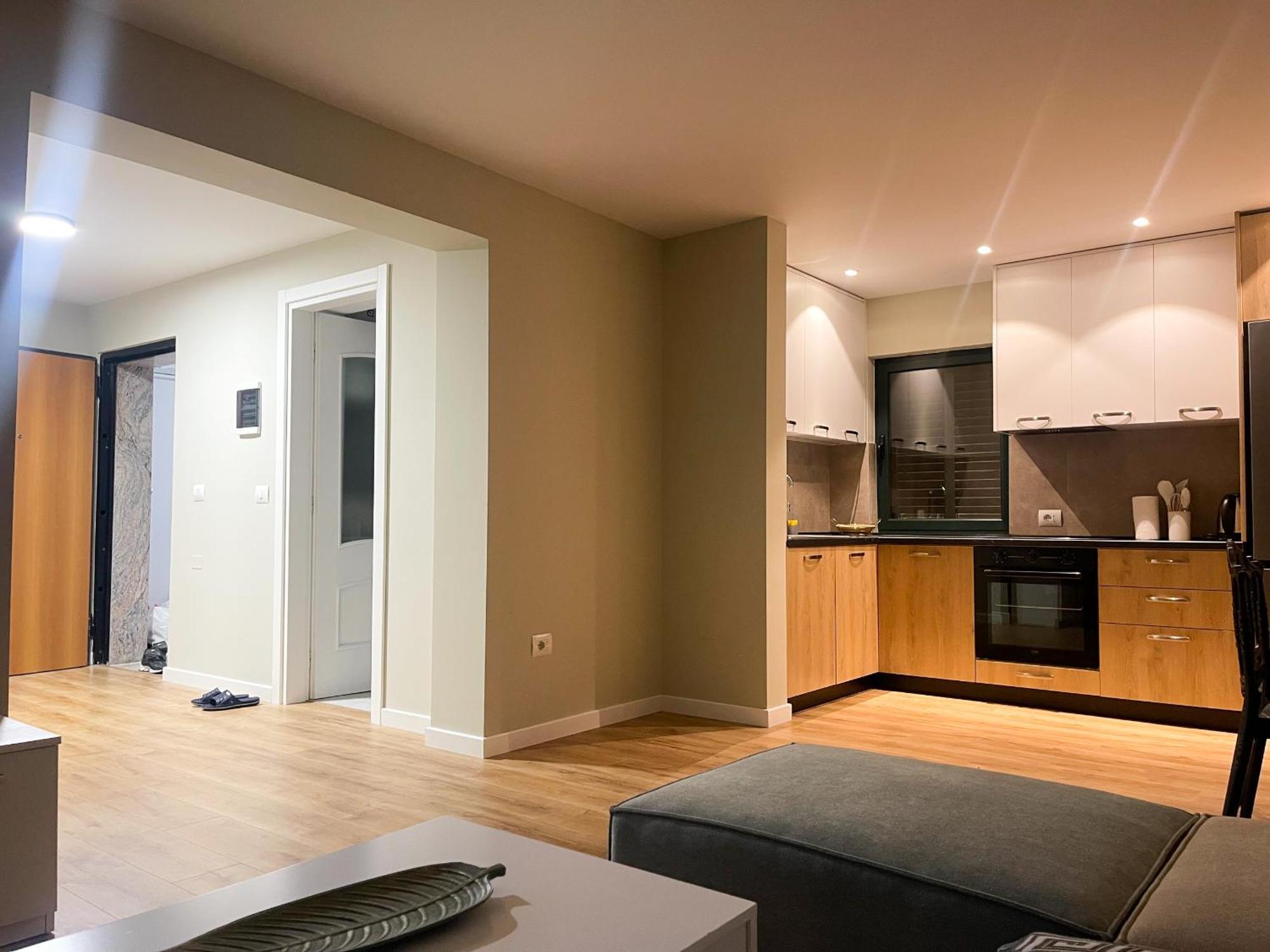 Wanderlust Bazaar Apartment Tiranë Ngoại thất bức ảnh