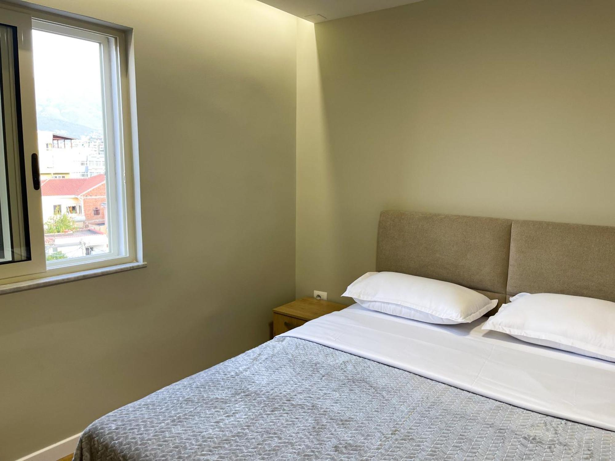 Wanderlust Bazaar Apartment Tiranë Ngoại thất bức ảnh