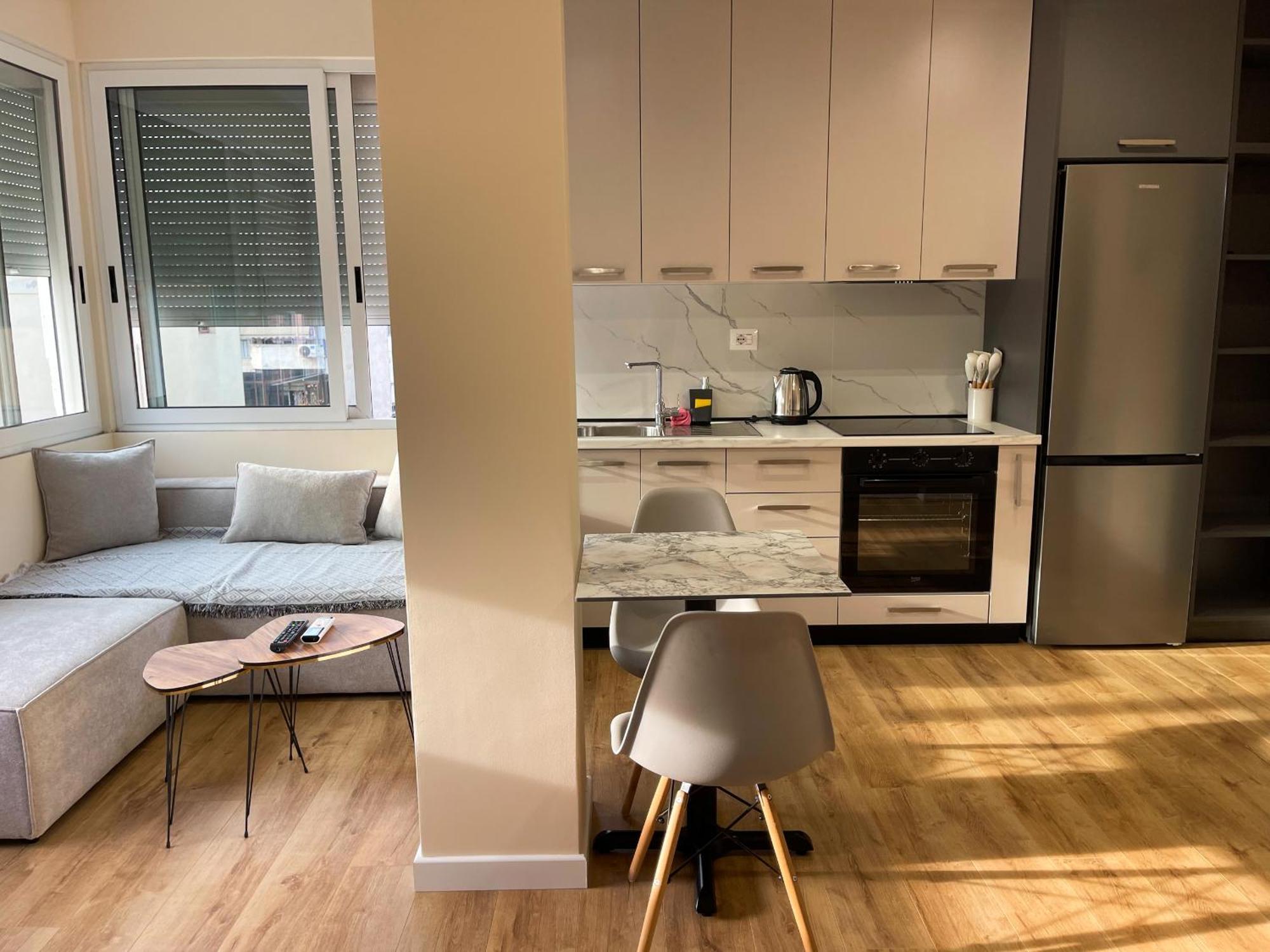 Wanderlust Bazaar Apartment Tiranë Ngoại thất bức ảnh