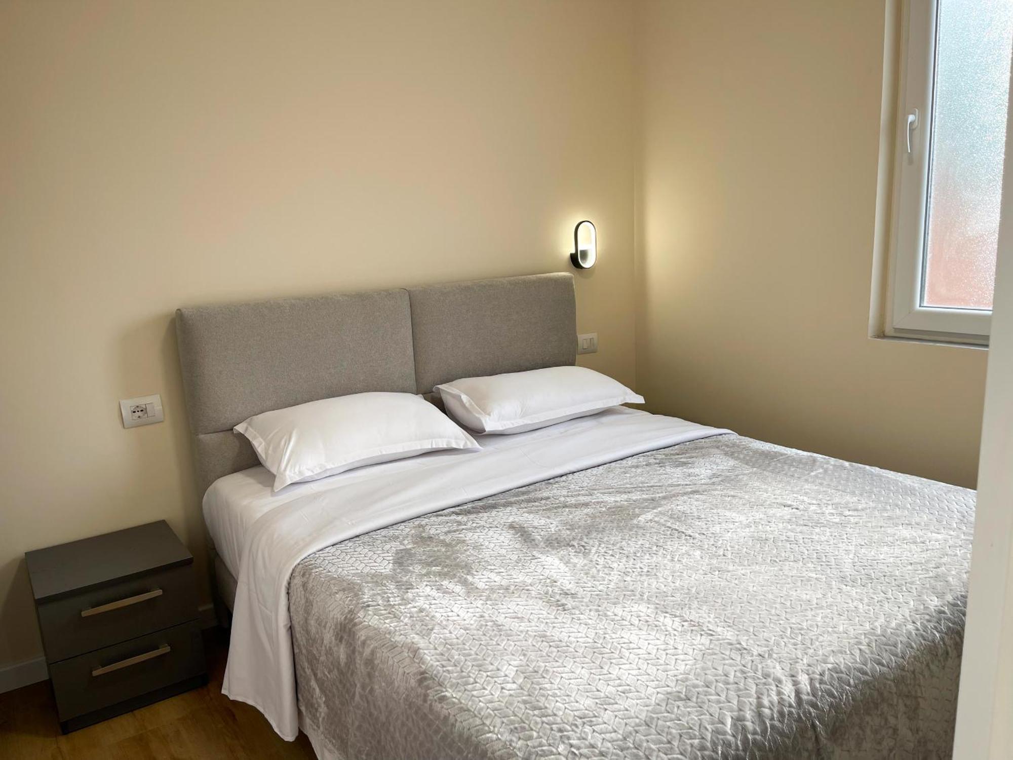 Wanderlust Bazaar Apartment Tiranë Ngoại thất bức ảnh