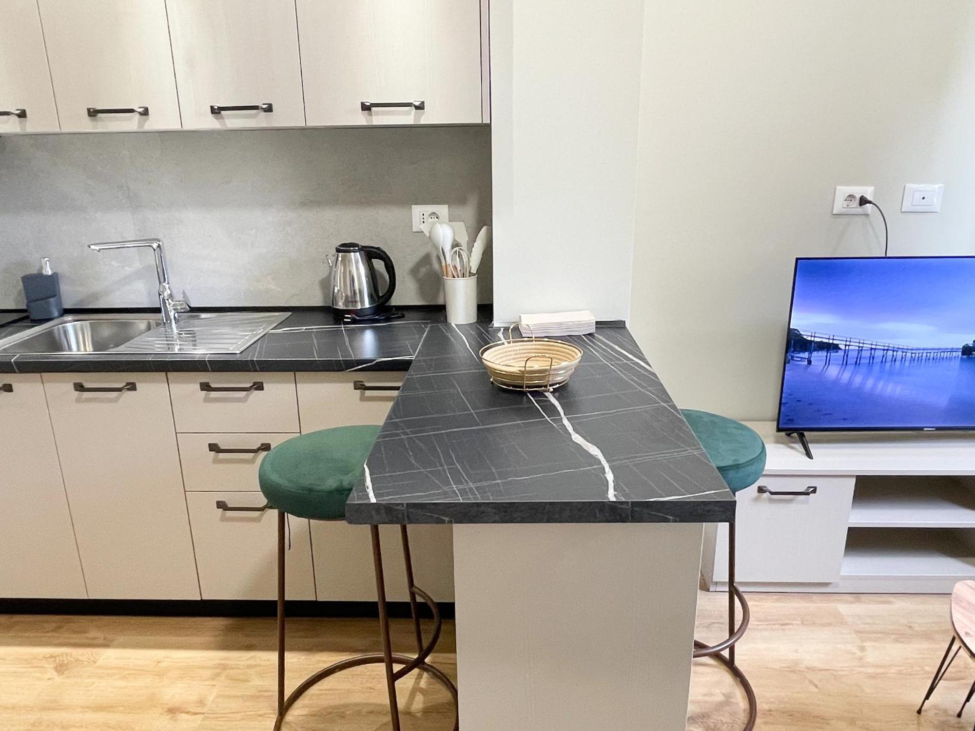 Wanderlust Bazaar Apartment Tiranë Ngoại thất bức ảnh