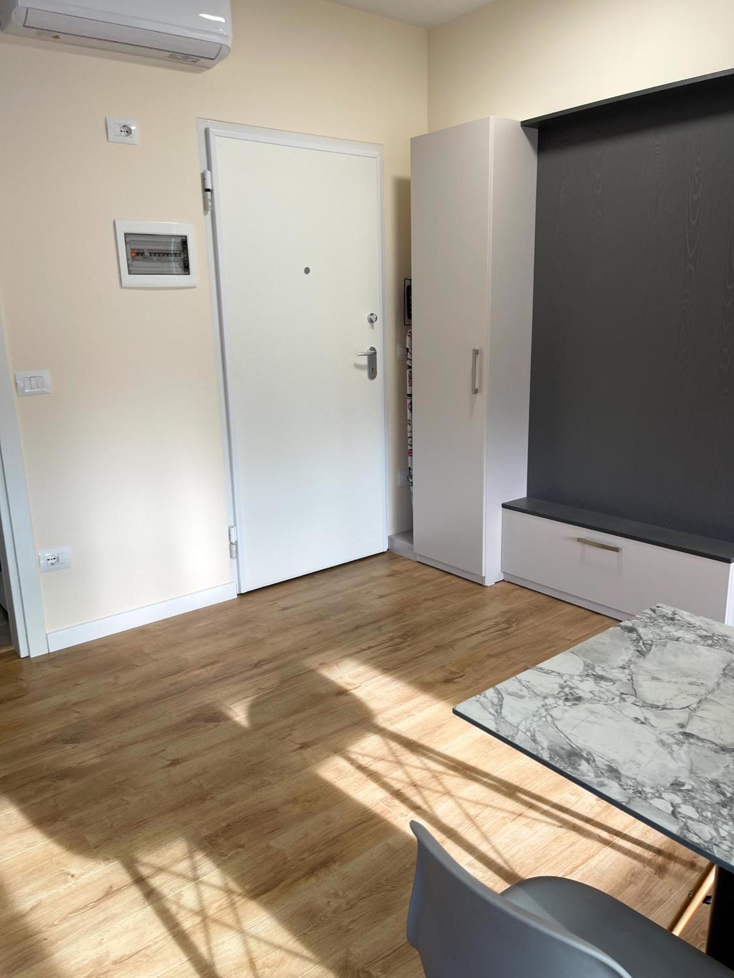 Wanderlust Bazaar Apartment Tiranë Ngoại thất bức ảnh