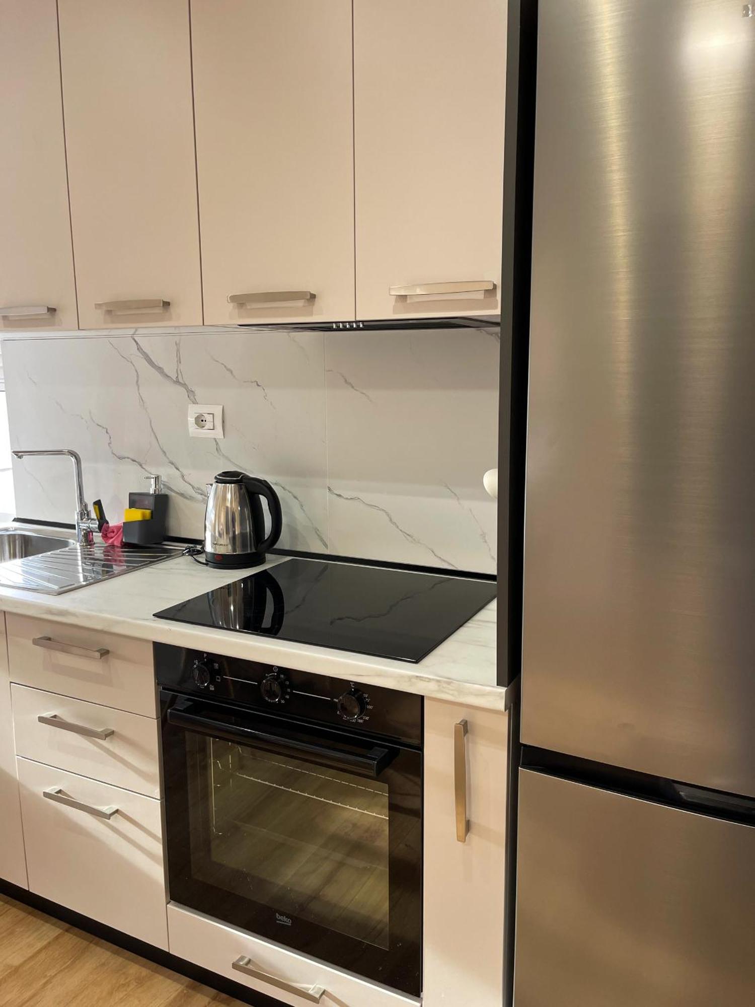 Wanderlust Bazaar Apartment Tiranë Ngoại thất bức ảnh